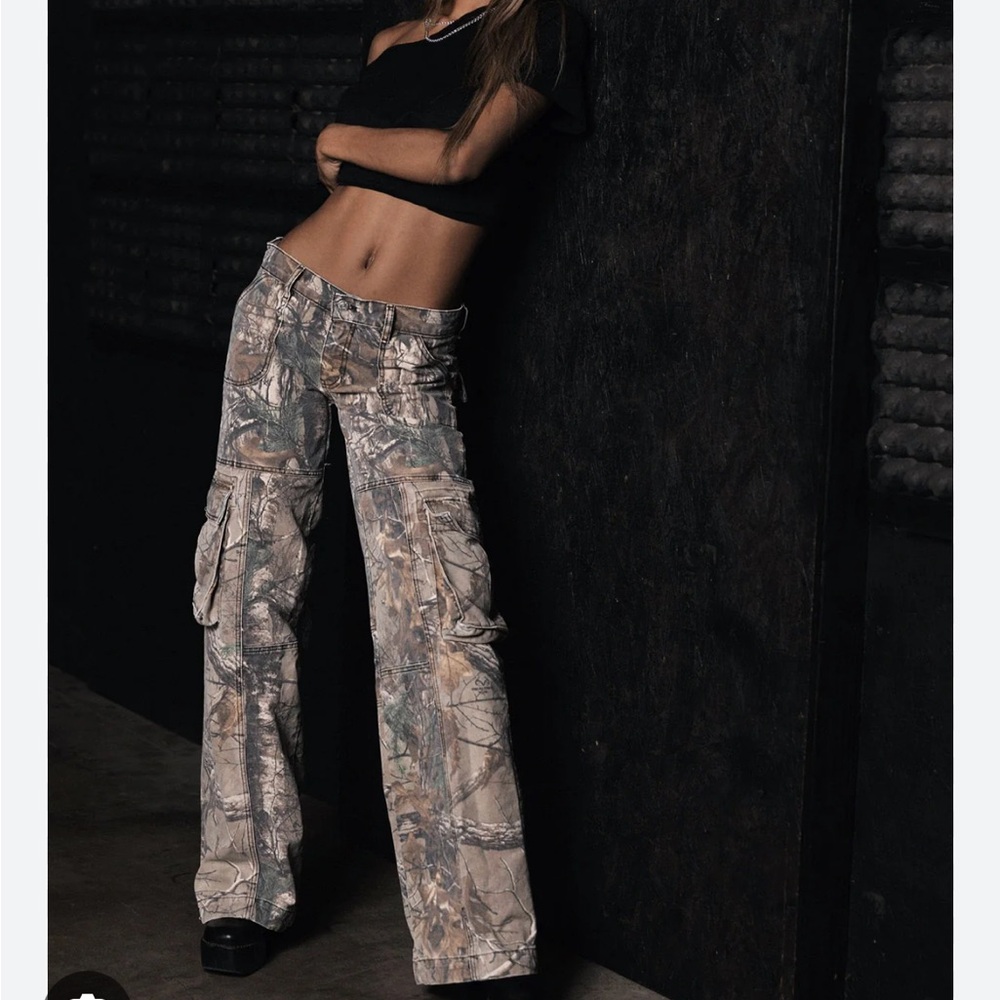 revice amelia Camouflage Cargo Pants